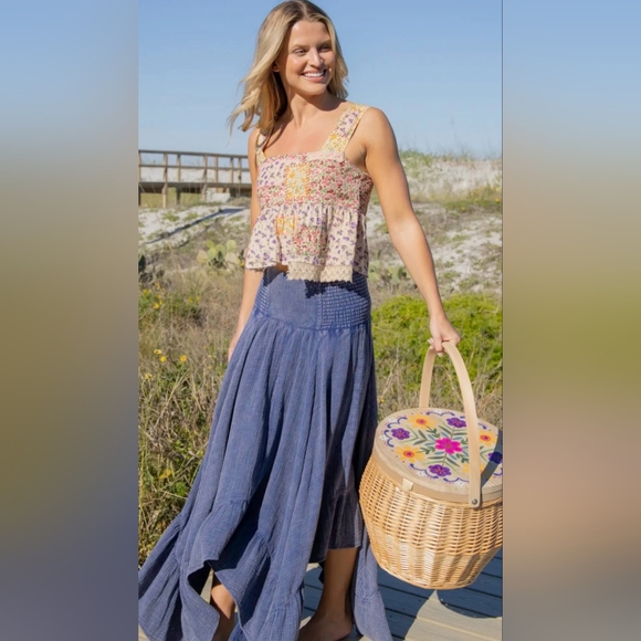 NATURAL LIFE Tops - Natural Life NWT Size M Multicolored Top. So Cute!